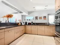 Недвижимость Single house 9 rooms: 8
