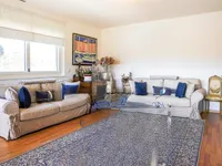 Недвижимость Apartment 5.5 rooms: 2