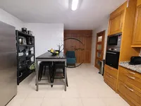Недвижимость Exclusive ground floor with private garden in La Cortinada: 12