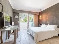 Недвижимость Villa Croix des Gardes: 6