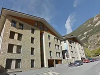 Недвижимость 2-bedroom apartment with additional room for sale in La Massana: 2