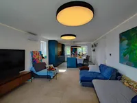 Недвижимость Трёхкомнатная квартира Жустерна: 9