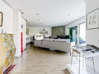 Недвижимость Reformed duplex penthouse with terrace and spectacular views in the center of Escaldes-Engordany: 2