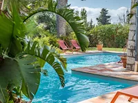 Недвижимость Villa Croix des Gardes: 1