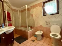 Недвижимость Квартира, 3-комнатная в Локеве: 12