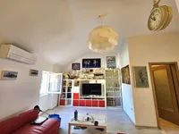 Недвижимость Трёхкомнатная квартира в центре Пирана: 1