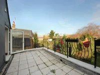 Недвижимость Rosemont Rd: 8
