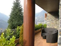 Недвижимость Chalet for sale in exclusive residential area of Escaldes: 2