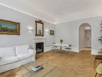 Недвижимость Redcliffe Square: 8