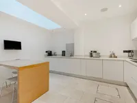 Недвижимость 4 Guthrie Street: 1