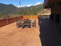 Недвижимость Exclusive villa located in a prime area: 3