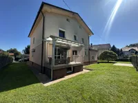 Недвижимость Дом, Ежица: 4