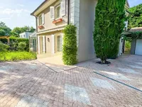Недвижимость Single house 9 rooms: 2