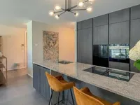 Недвижимость Apartment 5 rooms: 1