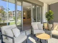 Недвижимость Apartment 5 rooms: 2