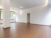 Недвижимость Apartment 6 rooms: 2
