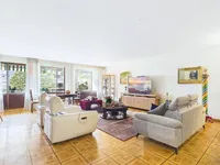 Недвижимость Apartment 6 rooms: 1