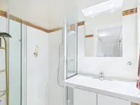 Недвижимость Apartment 6 rooms: 8