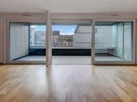 Недвижимость Apartment 4 rooms: 1