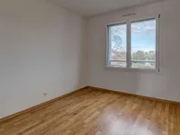 Недвижимость Apartment 4 rooms: 9