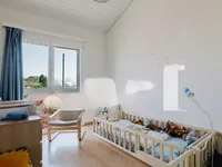 Недвижимость Bifamiliar house 6 rooms: 11