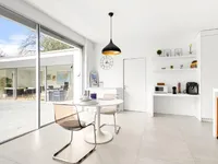 Недвижимость Single house 10 rooms: 4