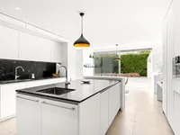 Недвижимость Single house 10 rooms: 5