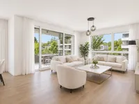 Недвижимость Apartment 5 rooms: 1