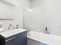 Недвижимость Apartment 5 rooms: 10