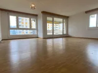 Недвижимость Apartment 6 rooms: 1