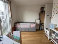 Недвижимость Apartment 4 rooms: 9
