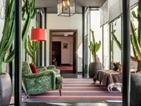 Недвижимость Single house 20 rooms: 6