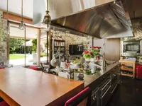 Недвижимость Single house 20 rooms: 7