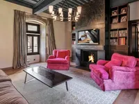 Недвижимость Single house 20 rooms: 9