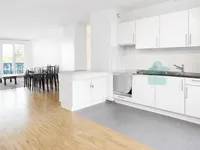Недвижимость Apartment 4 rooms: 3