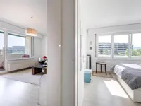 Недвижимость Apartment 3 rooms: 10