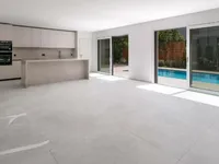Недвижимость Single house 7 rooms: 5
