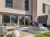 Недвижимость Single house 6 rooms: 10