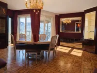 Недвижимость Apartment 5 rooms: 3