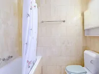 Недвижимость Apartment 4 rooms: 9