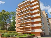 Недвижимость Apartment 7 rooms: 2