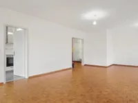 Недвижимость Apartment 7 rooms: 6