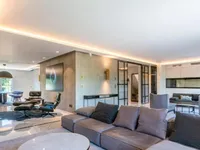Недвижимость Attic flat 8 rooms: 2
