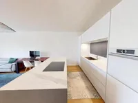Недвижимость Apartment 4 rooms: 2