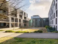 Недвижимость Apartment 4 rooms: 2