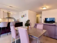 Недвижимость Apartment 4 rooms: 5