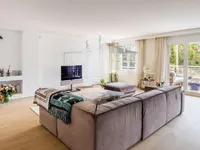 Недвижимость Apartment 6 rooms: 3