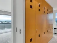 Недвижимость Apartment 5 rooms: 4