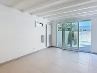 Недвижимость Single house 7 rooms: 9