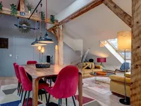 Недвижимость Apartment 5 rooms: 4